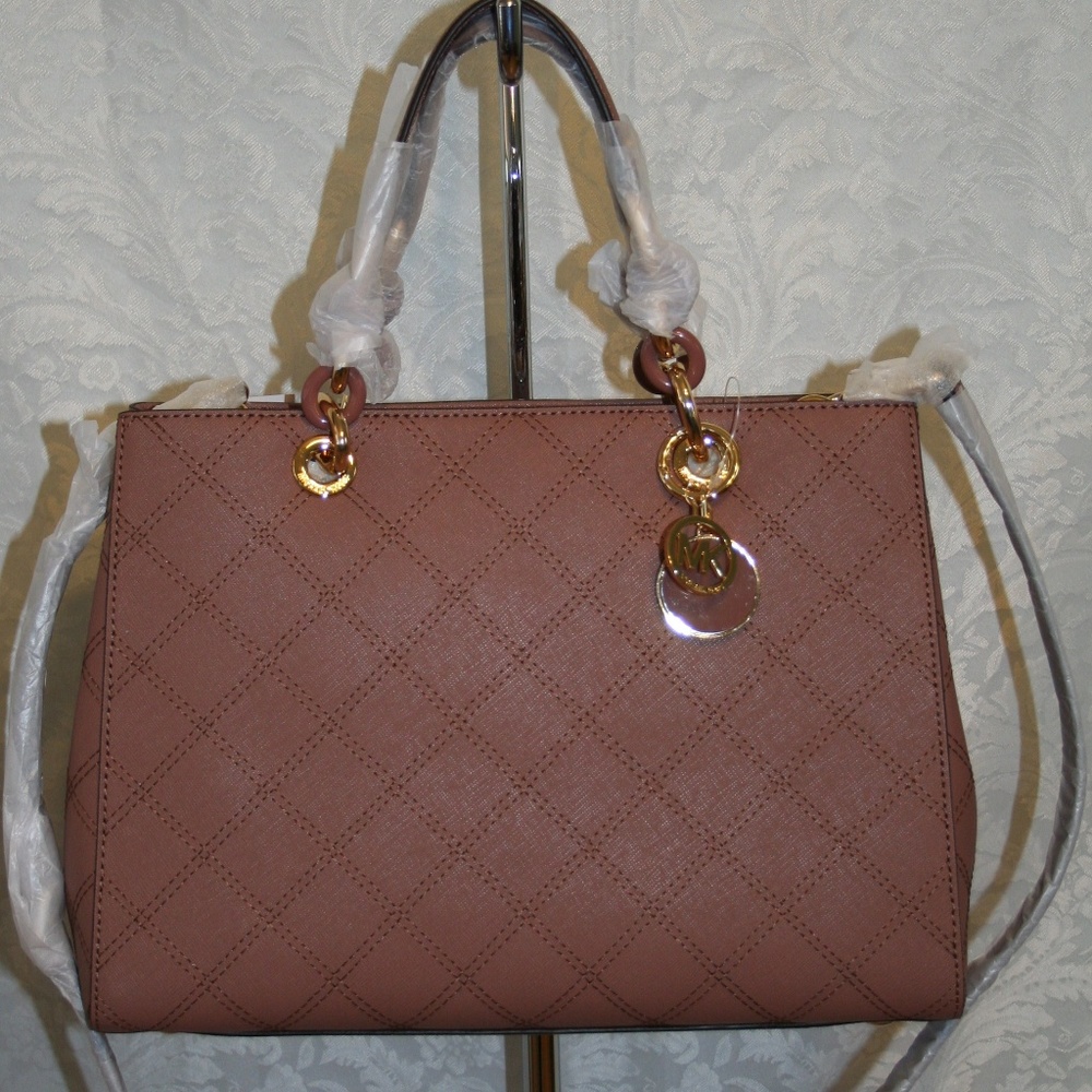MICHAEL KORS CYNTHIA MEDIUM QUILTED SAFFIANO LTHR